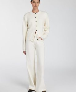 Katrinabynum.shop2489908315 3