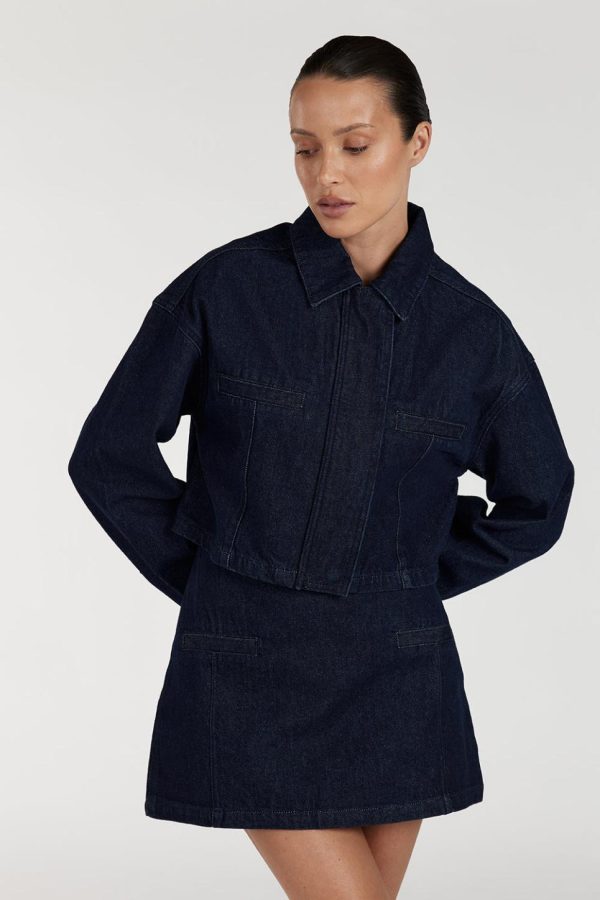 Katrinabynum.shopeedb3c2425 2